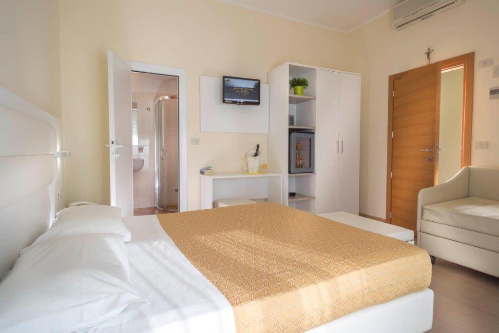 Hotel San Domingo Bellaria – Igea Marina Kültér fotó