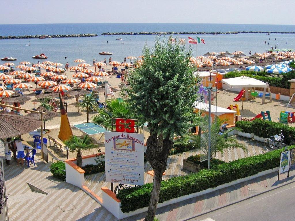 Hotel San Domingo Bellaria – Igea Marina Kültér fotó