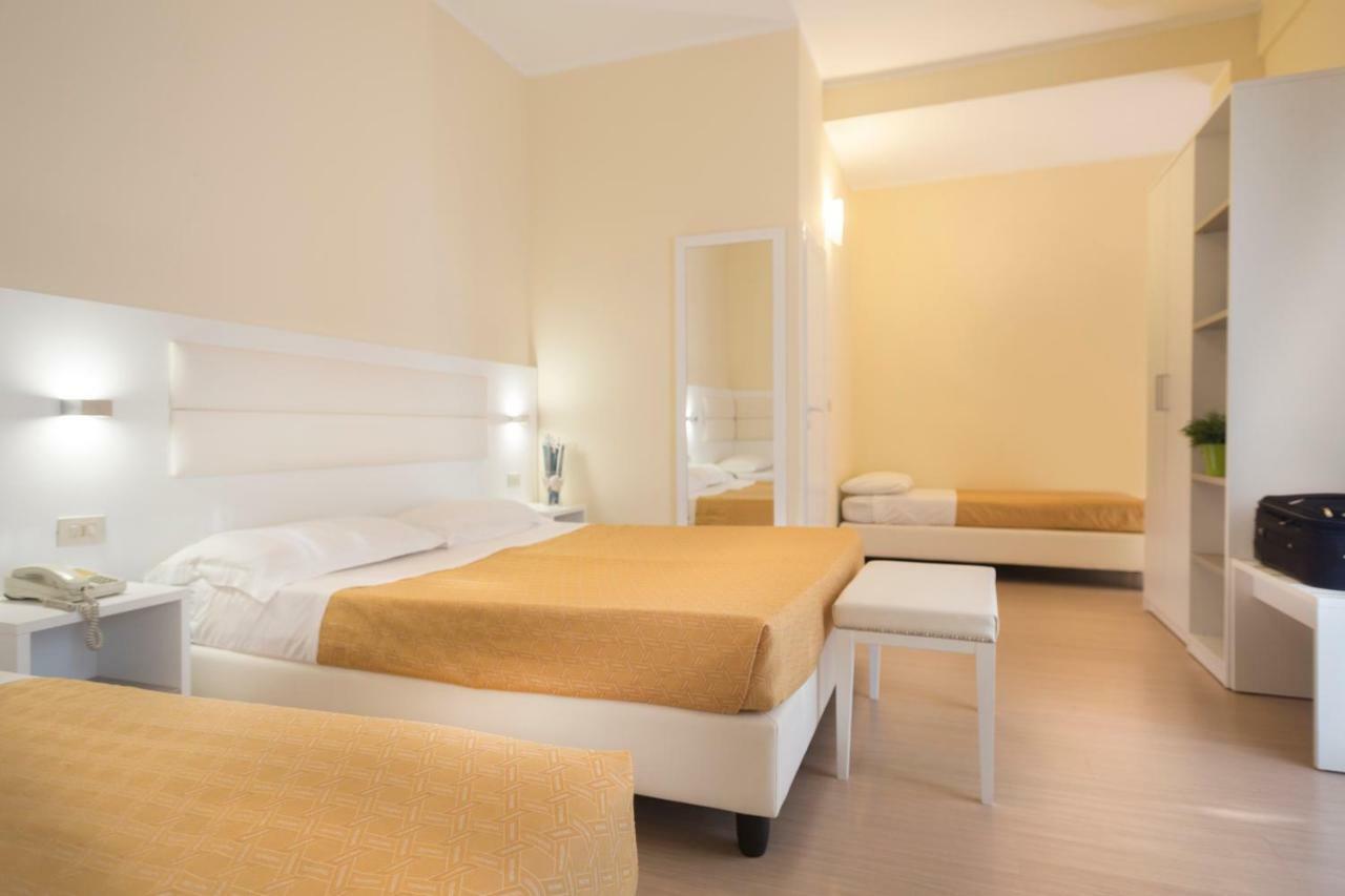 Hotel San Domingo Bellaria – Igea Marina Kültér fotó